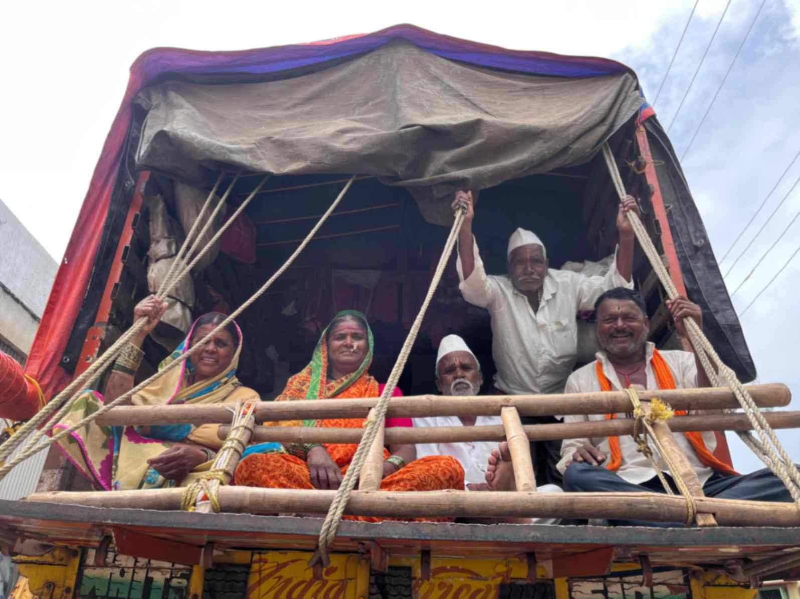 एकतरी 'वारी' अनुभवावी!