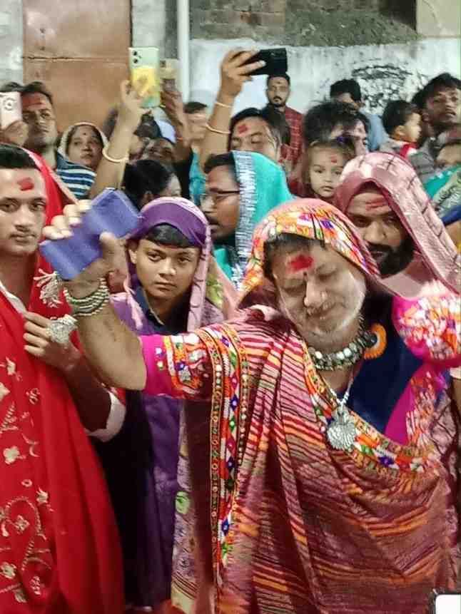 Who is this Sadu Mata, where men wearing vermilion and wearing sarees play Garba?