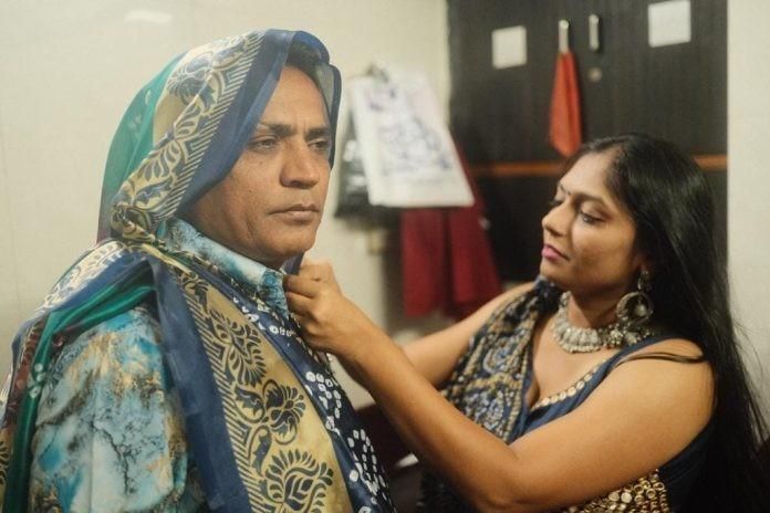 Who is this Sadu Mata, where men wearing vermilion and wearing sarees play Garba?