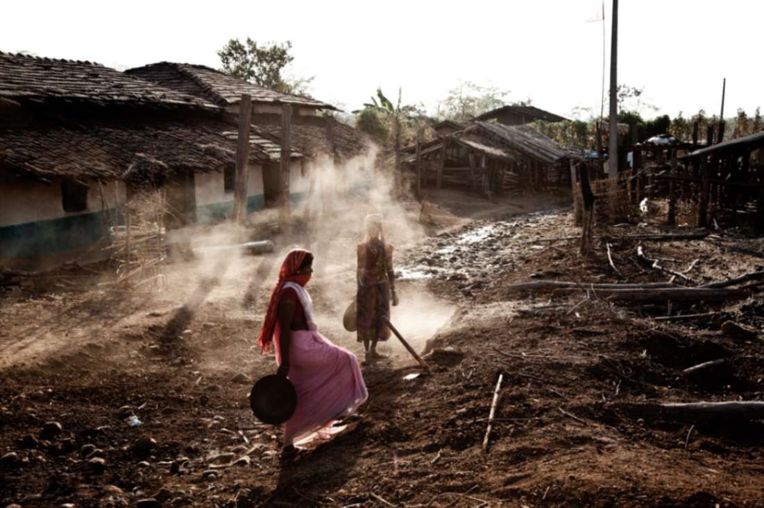 07 march - adivasi2.jpg