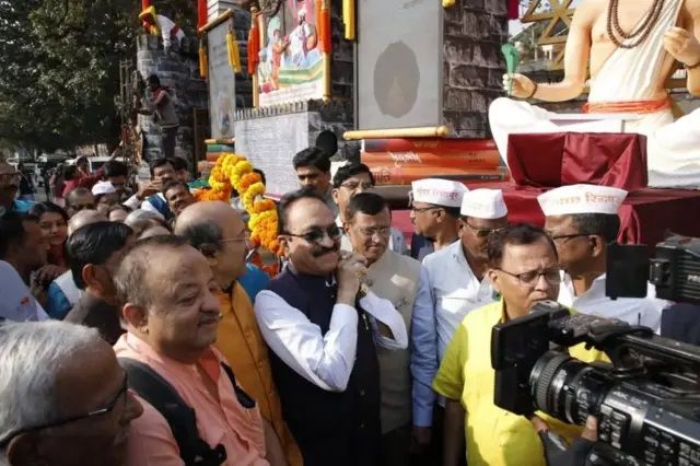 27 feb - sammelan2 jpg.jpg