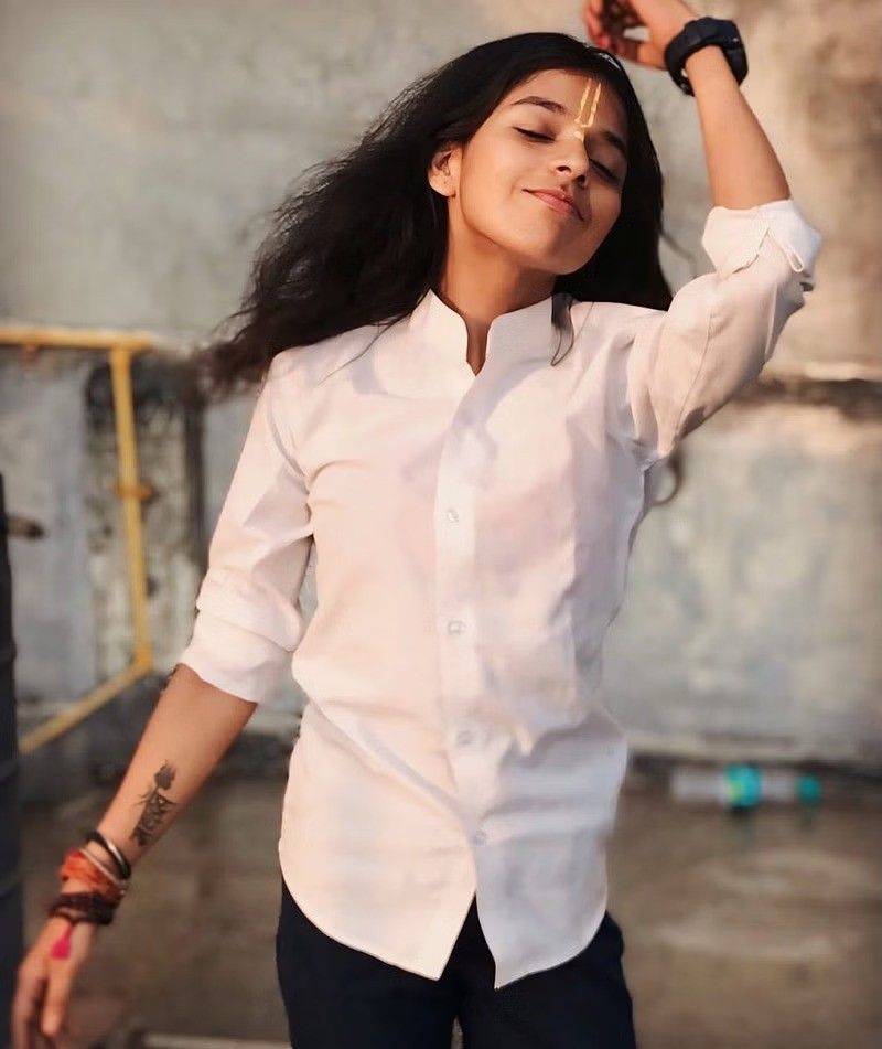 07may-khushbu3 jpg.jpg