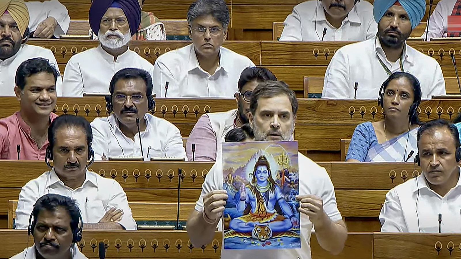 06may-rahul4 jpg.jpg