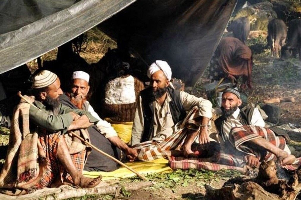 24sept-bakarwal4 JPG.jpg