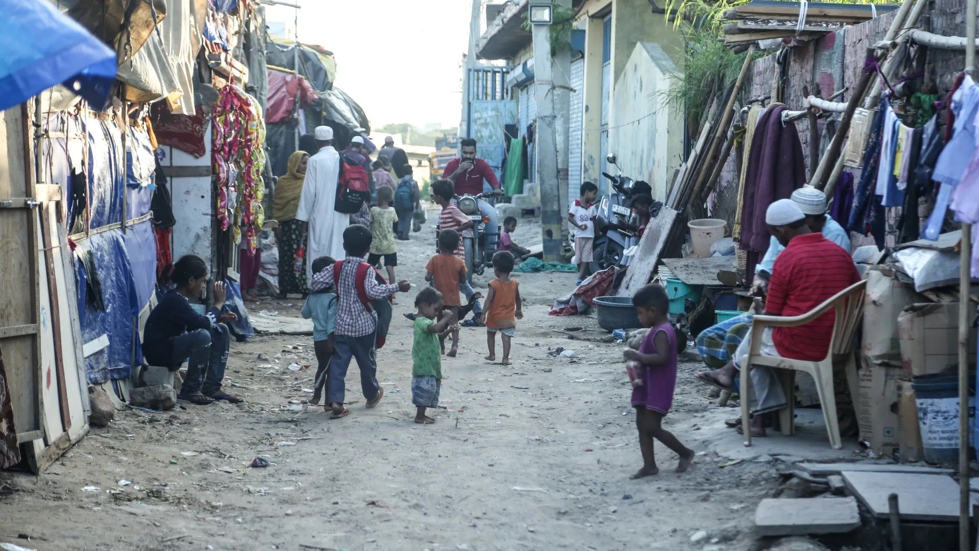 22 may - rohingya5 jpg.jpg