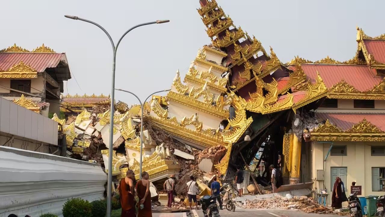 02april-prasangik7 jpg.jpg
